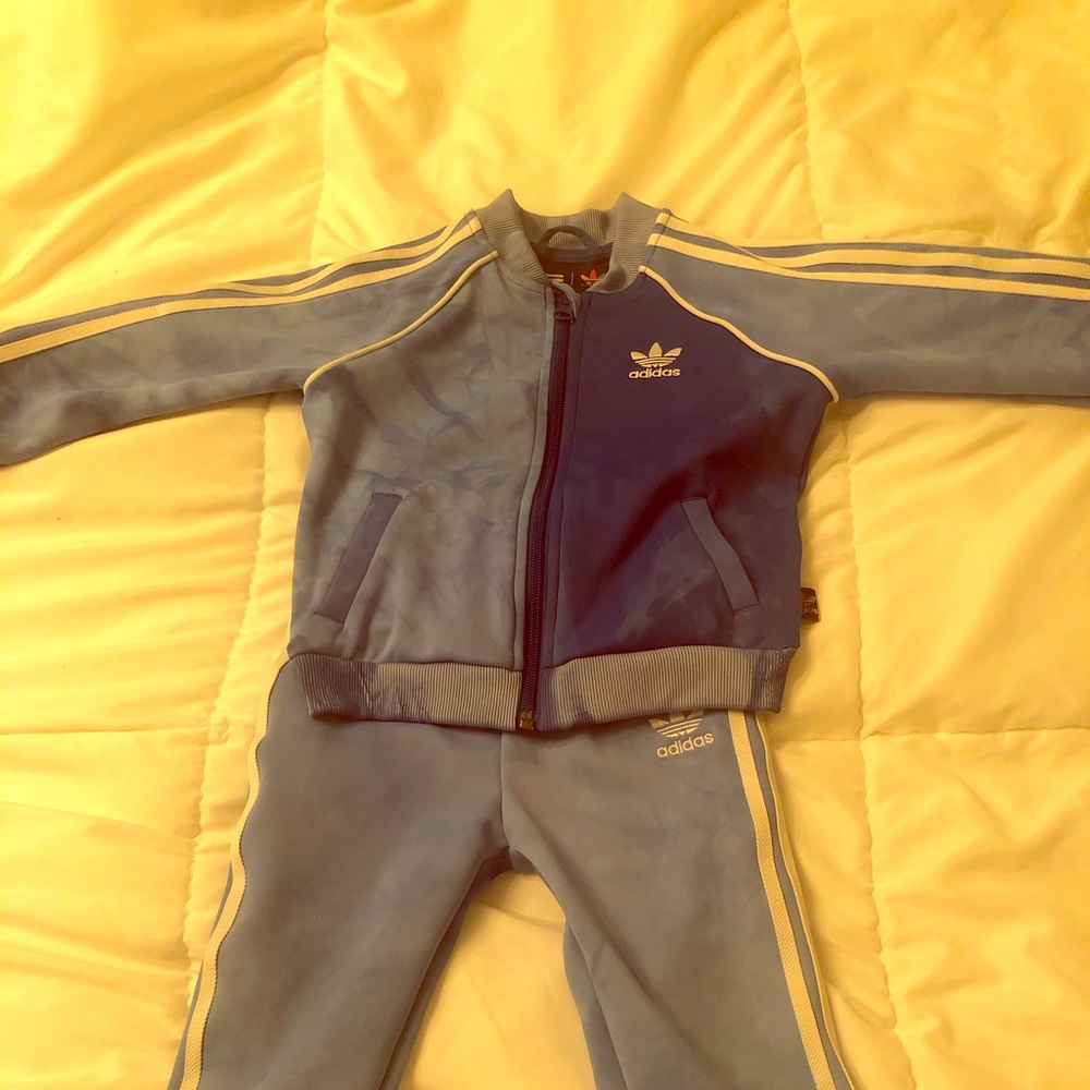 Adidas toddler tracksuit, excellent condition